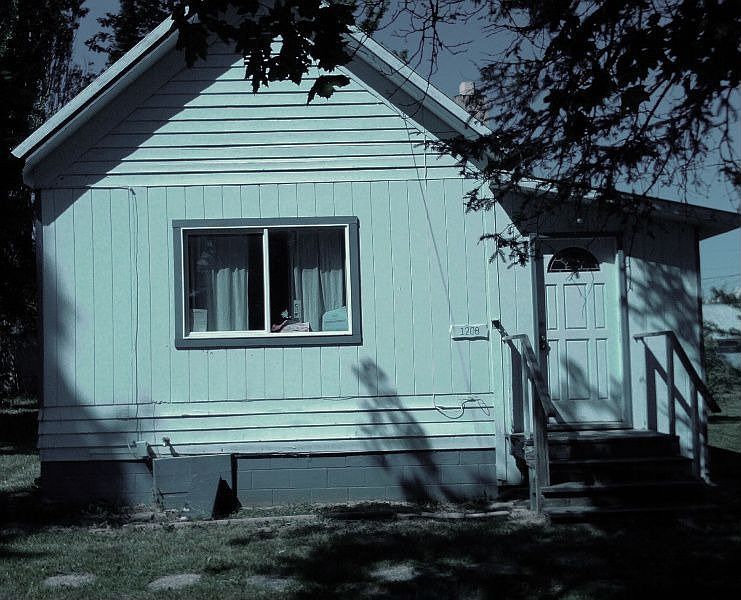 2nd image of 1208 Chestnut St
