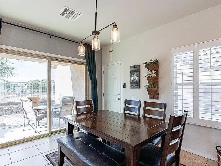 10561 E Willow Shade Pl — Photo 8