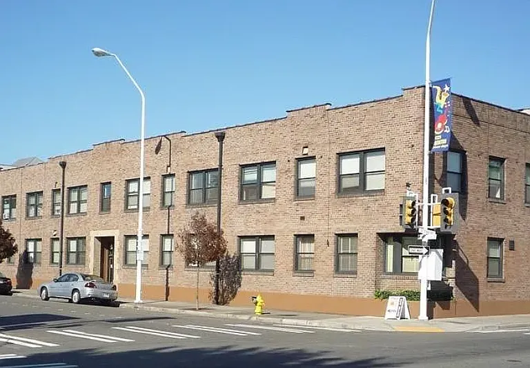 280 Morris Ave S #1 — Photo 10