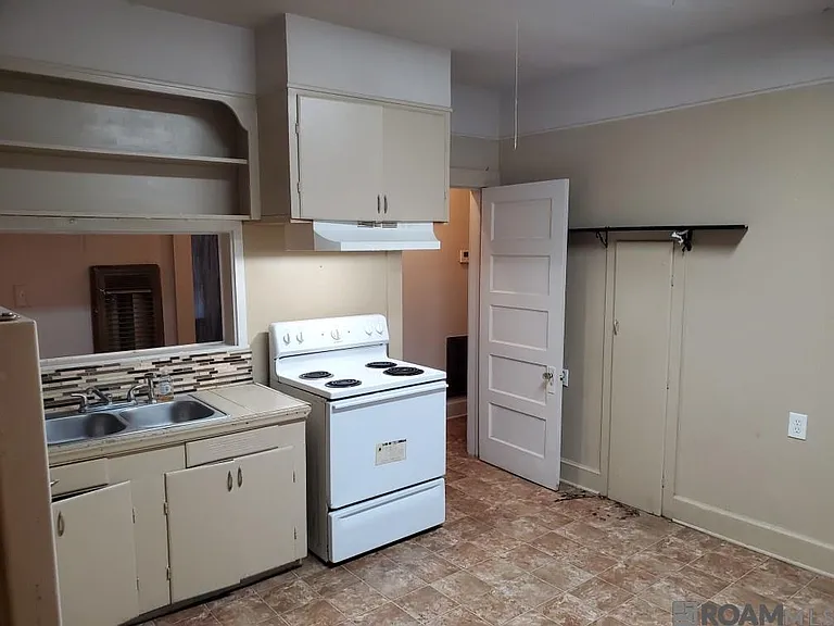 2933 Dayton St — Photo 14