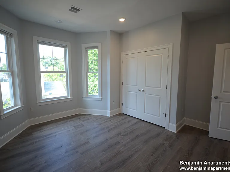 134 Franklin St #5 — Photo 7