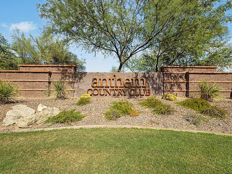 1676 W Morse Dr — Photo 48