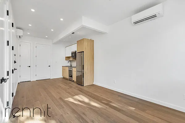 Rented by Rennit Inc. | media 14