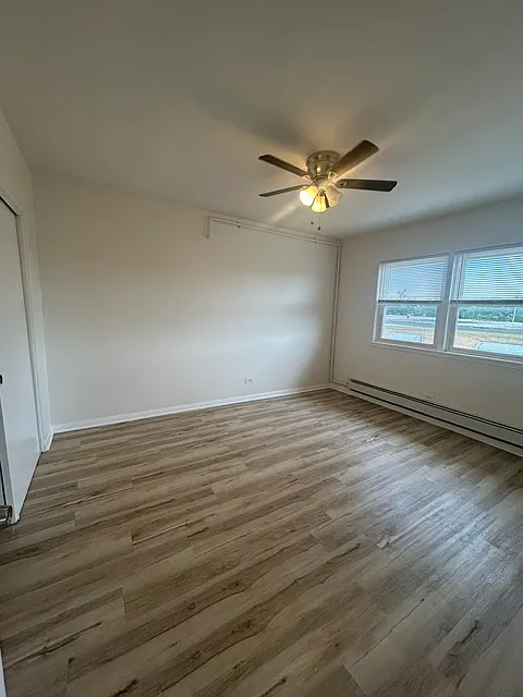 1107 Cermak Rd — Photo 3