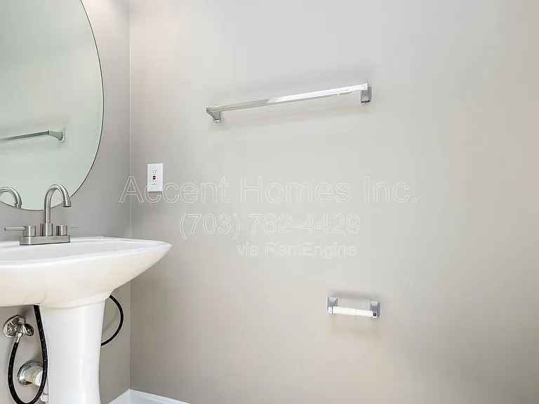 1581 Leeds Castle Dr #201 — Photo 33
