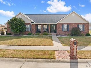 13898 Lincoln Dr, Breese, IL 62230
