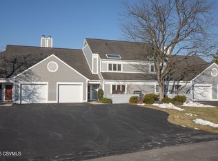 703 Lakeside Dr, Lewisburg, PA 17837