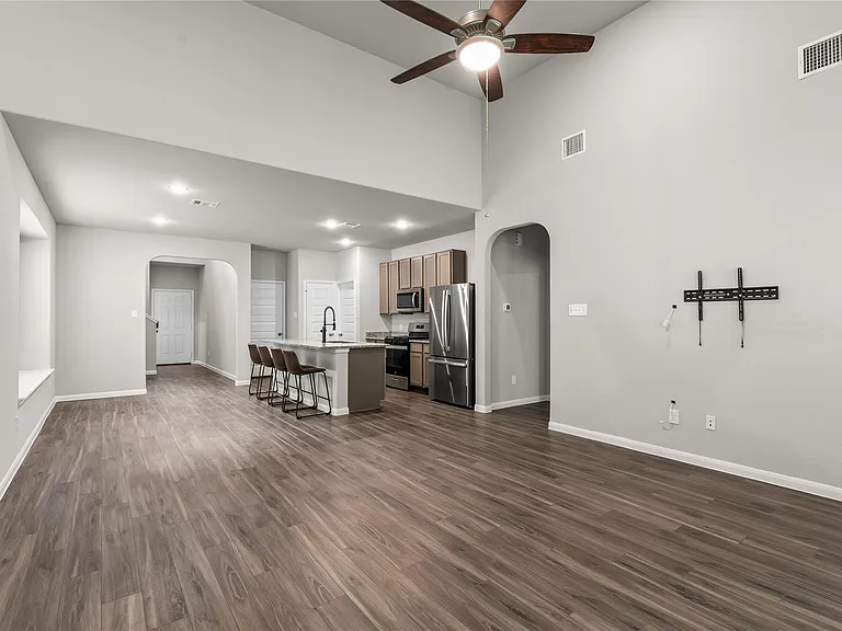4362 McGregor Bluff Ln — Photo 6