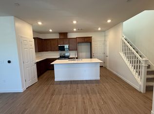 8382 Oksana Way, Elk Grove, CA 95757