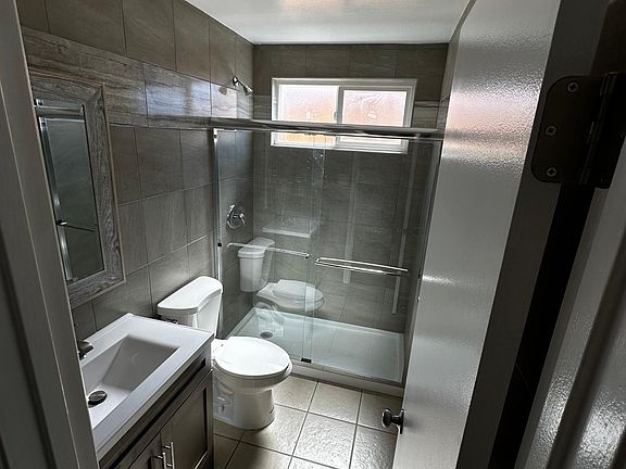 3rd image of 10009 Sepulveda Blvd APT A
