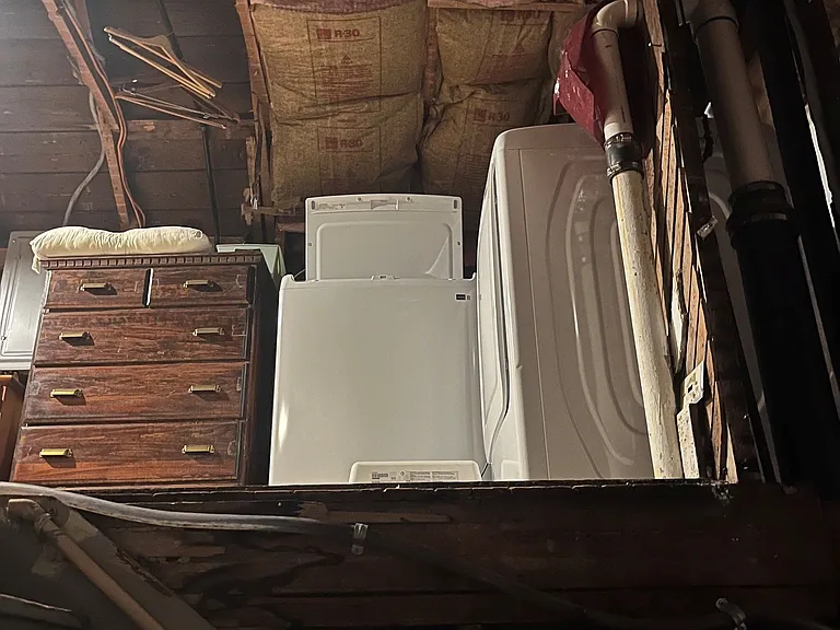 Attic Storage & Laundry