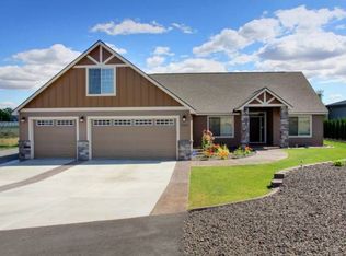 9220 Chardonnay Dr, Pasco, WA