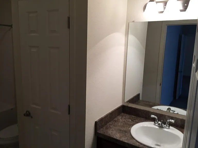 490 Tyler Ln — Photo 21