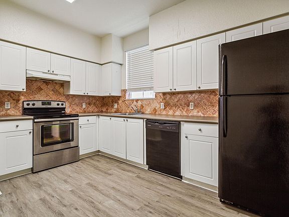 5th image of 4005 Palmetto Palm Ct