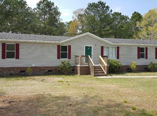 115 Shadow Brook Ln, New Bern, NC 28562