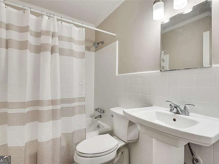 799 Marstevan Dr NE — Photo 41