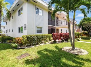 6586 Southurst Ter APT 203, Delray Beach, FL 33446