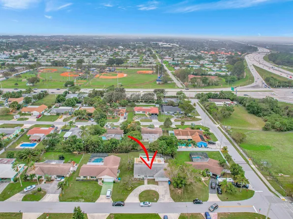 334 SW 13th Avenue, Boynton Beach, FL 33435