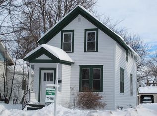 819 Oak St, Grand Forks, ND 58201