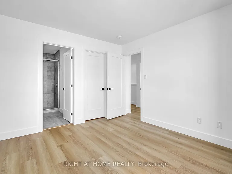 3550 Emily Carr Ln — Photo 21