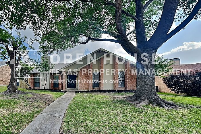 1st image of 2044 Cologne Dr