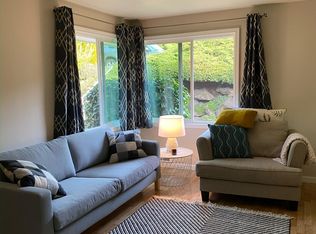 5007 38th Ave SW APT 1, Seattle, WA 98126