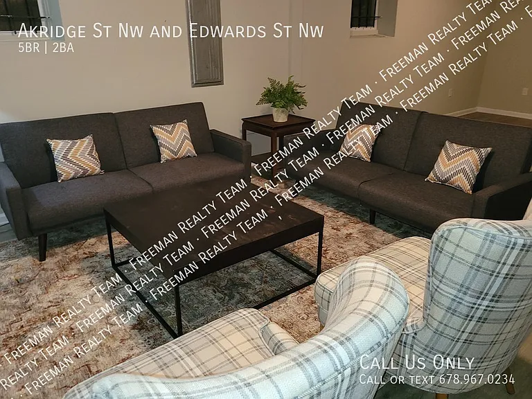 Akridge St NW — Photo 16