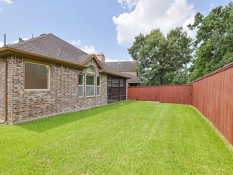 147 W Wading Pond Cir — Photo 36
