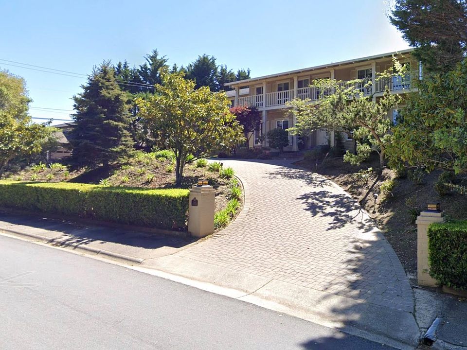 1st image of 2905 Privet Dr