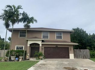 114 Nottingham Rd, Royal Palm Beach, FL 33411