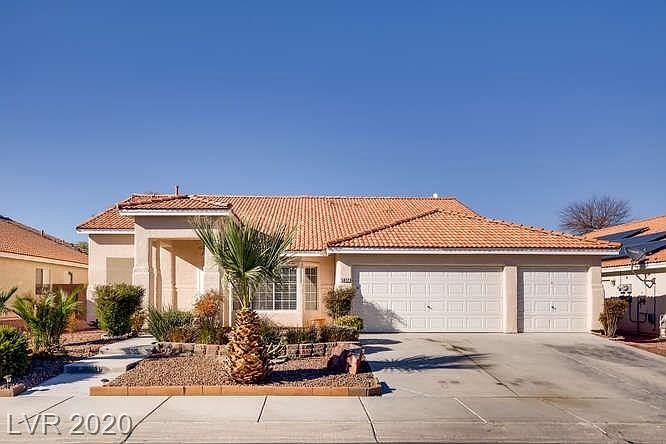 1st image of 5012 Tropical Cliff Ave
