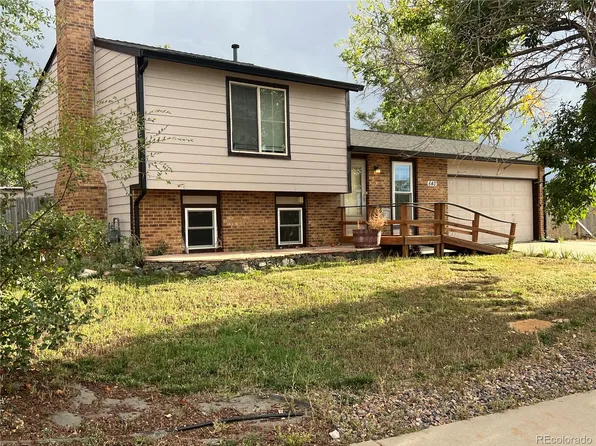 640 Centennial Drive, Bennett, CO 80102