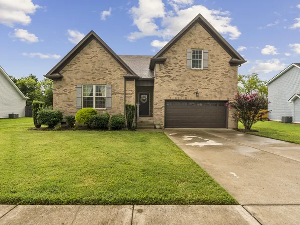 206 Hart Ln, Lebanon, TN 37087
