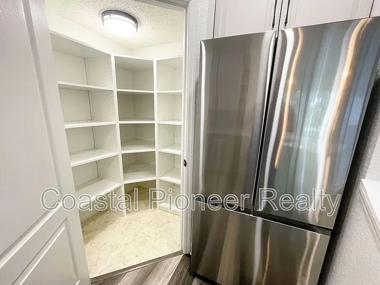 614 Seascape Way — Photo 5