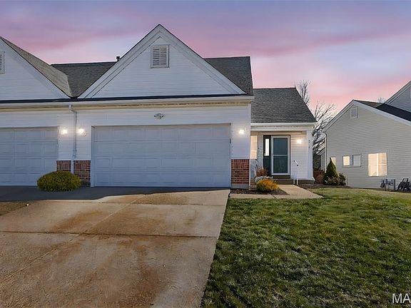2nd image of 214 Maryland Dr #26B