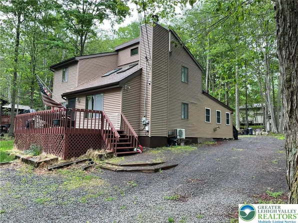 72 Creekview Dr E, Gouldsboro, PA 18424