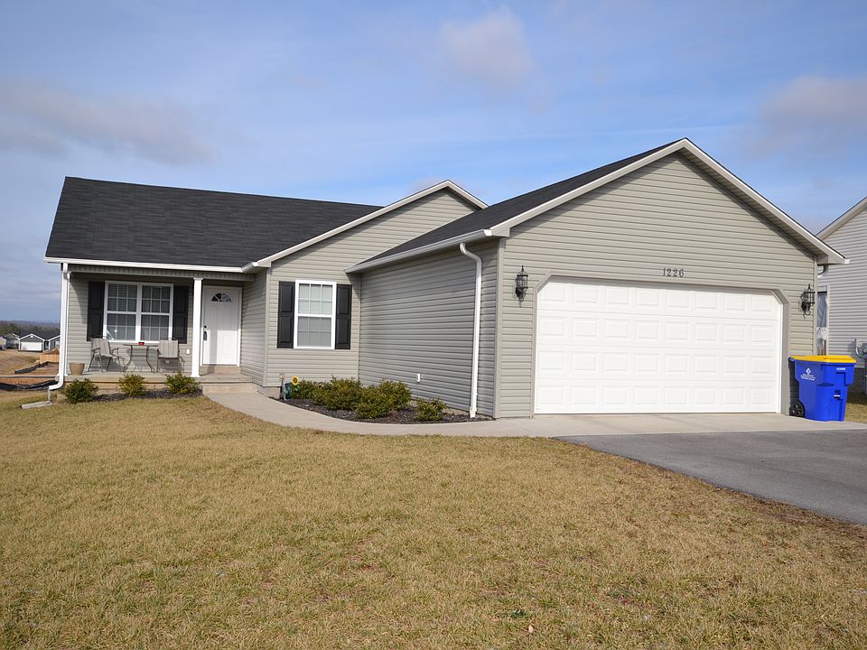 1st image of 1226 Quebec Ct
