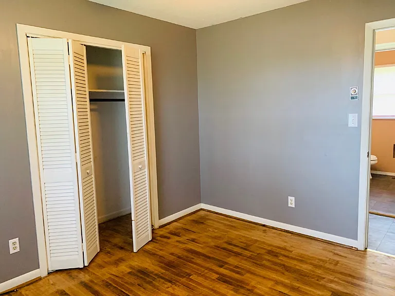 450 Lees Country Club Rd — Photo 20