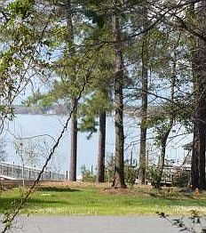 3rd image of 20938 Island Forest Dr