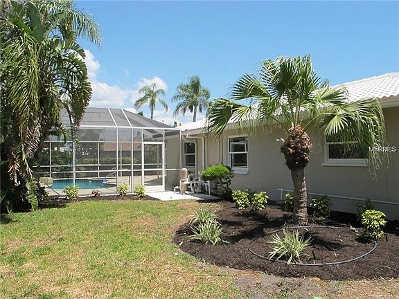 3rd image of 320 Matisse Cir