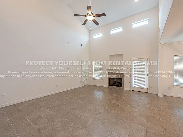 4397 W Newton Ave — Photo 9