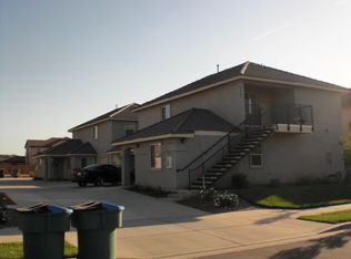 2245 W Lark Ave, Visalia, CA