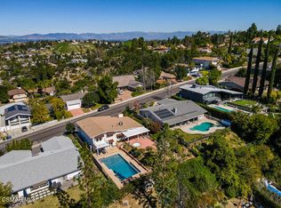 22922 Paul Revere Dr, Calabasas, CA 91302