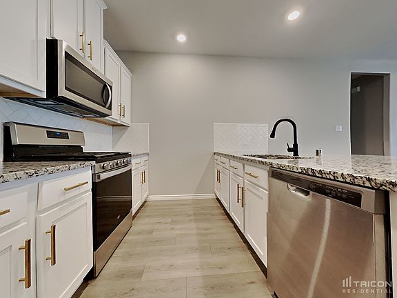 5th image of 2365 Dolostone Dr