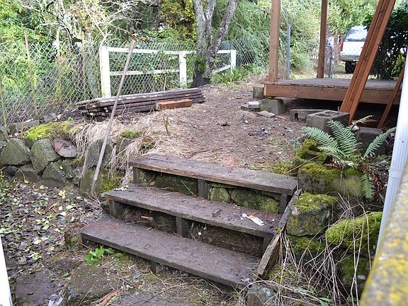4th image of 137 Arvon Ave