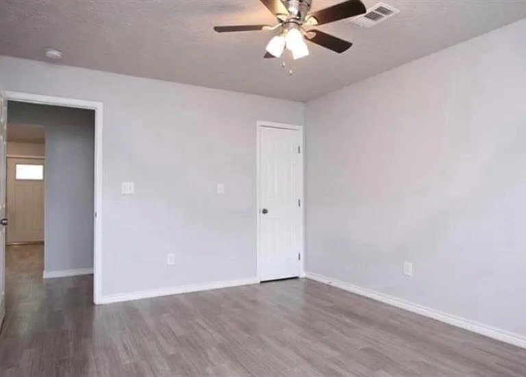 995 Junell St — Photo 3