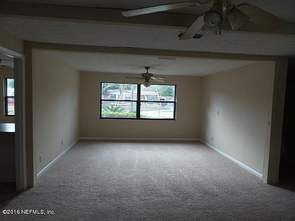 5th image of 585 Madeira Dr