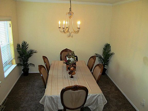 4th image of 2615 Royal Thistle Dr