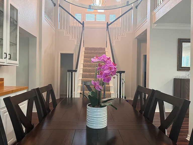 1825 Lafayette Dr — Photo 8