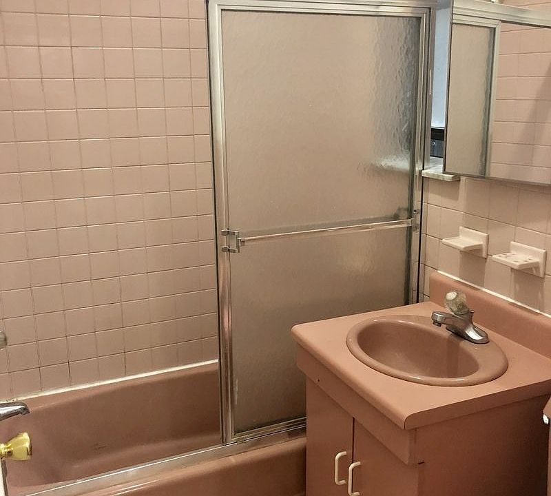 2nd image of 3330 29th St APT 1F
